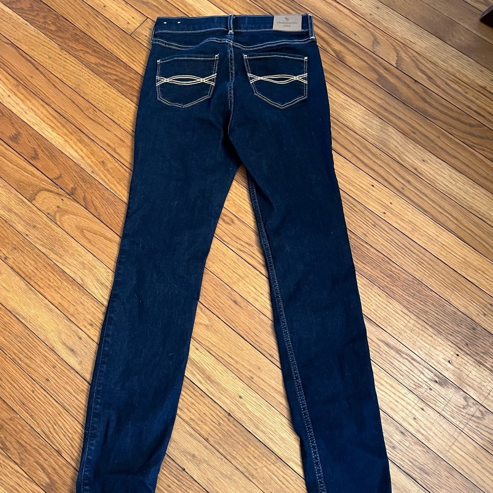 Abercrombie Jeans - Picture 2 of 10